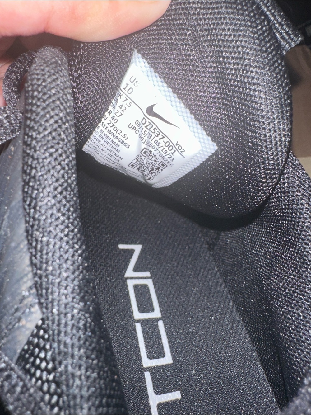 Nike metcon Black & Gray Athletic Sneakers - Swoosh Detail - Picture 3 of 3
